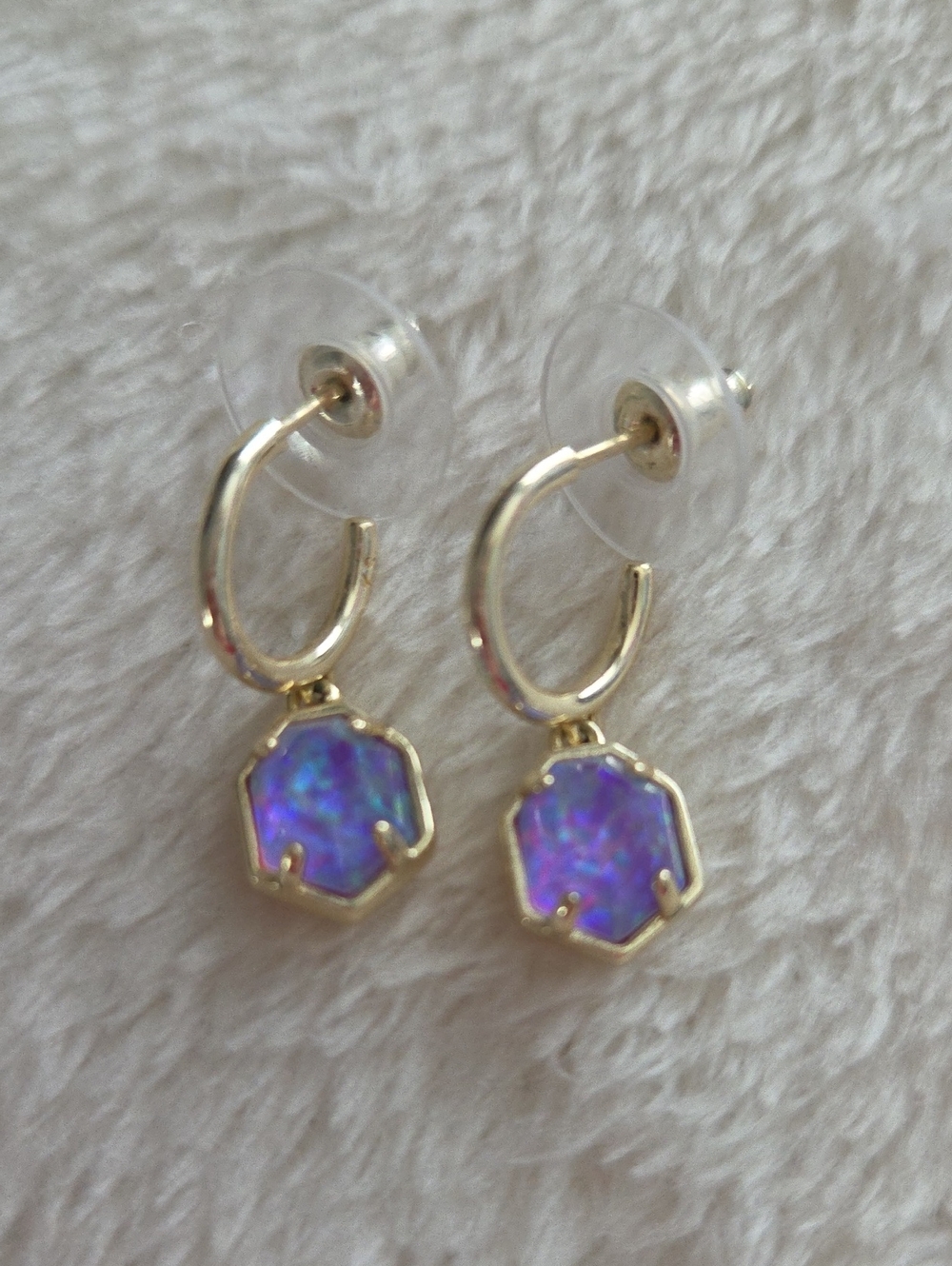 Kendra Scott Tomon Huggie Earring Gold Violet Opal Illusion